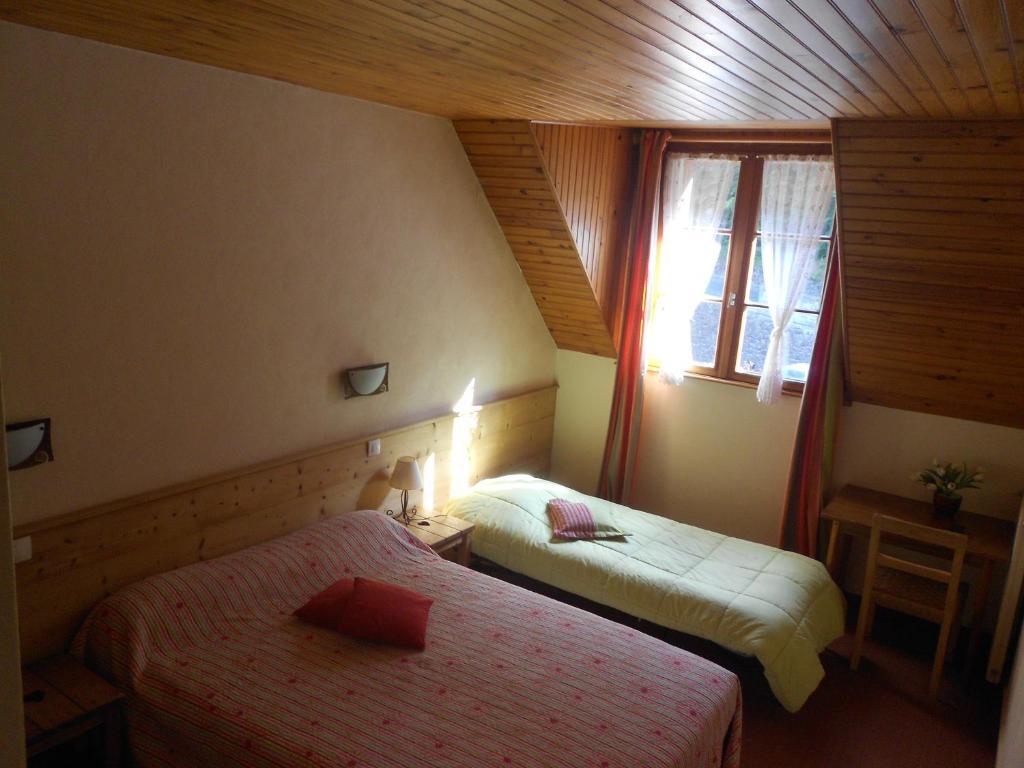 Hotel-Residence Les Volcans Murol Habitación foto