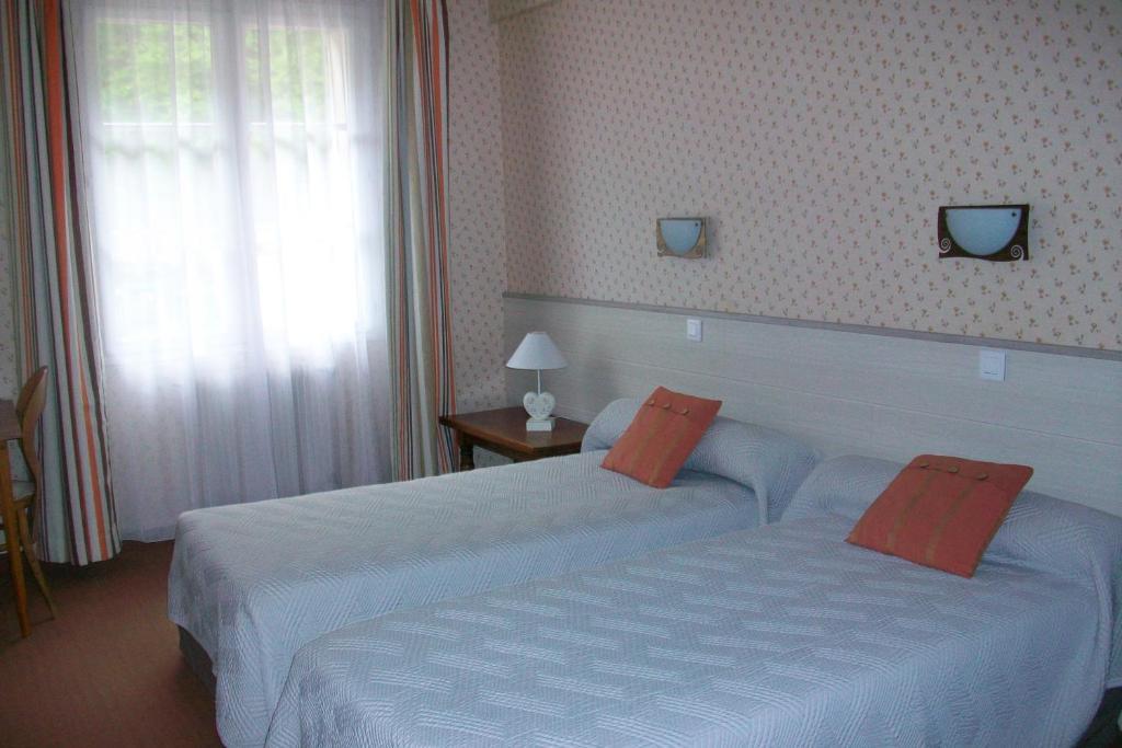 Hotel-Residence Les Volcans Murol Exterior foto